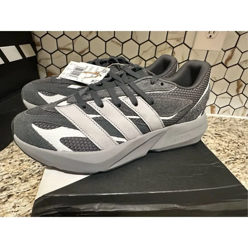 Mens Adidas Lightblaze Gray and Black Tennis Shoes Size 9.5 New